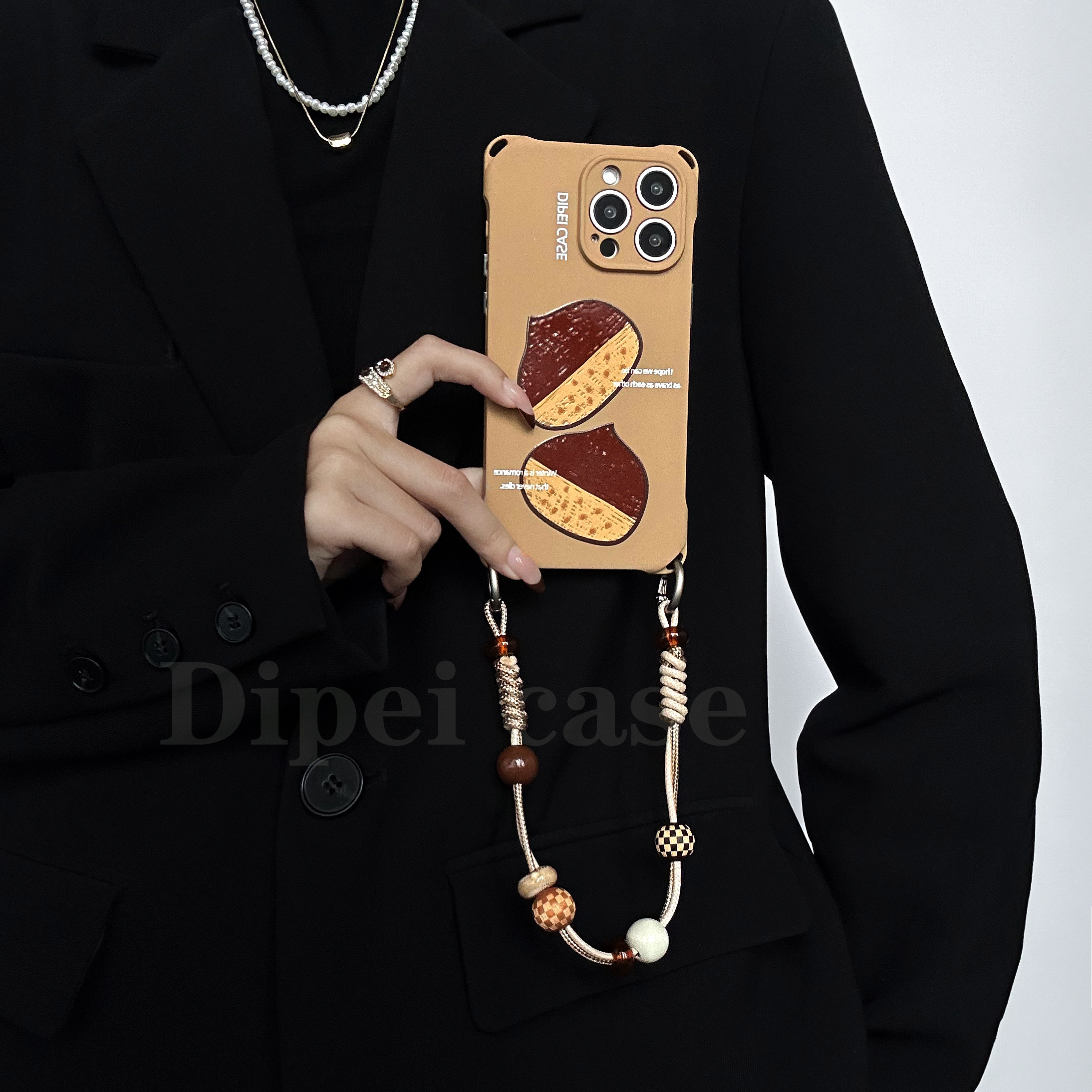 二两栗子~四角开孔手机壳适用于苹果17promax斜挎挂绳iPh