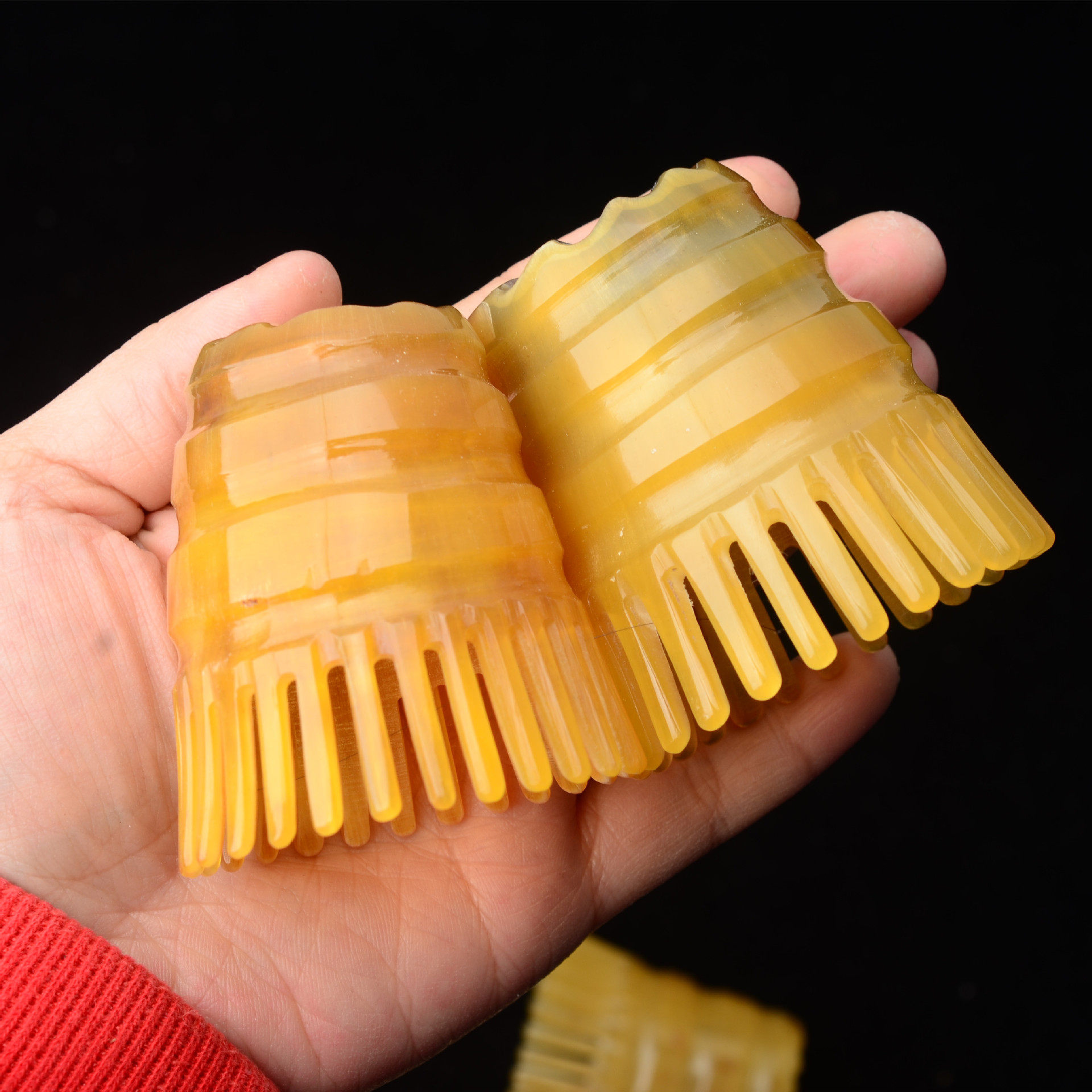 牛角梳子密齿洗头梳洗头梳牛角洗头按摩梳头疗梳牛角梳厂家