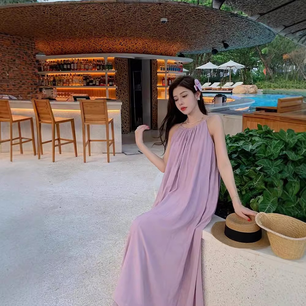 法式初恋温柔紫色挂脖吊带连衣裙夏季女度假风宽松显瘦A字长裙子