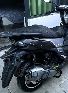 适用适用25新款赛科龙RT2改装排气管保护杠SR250T排气防摔护杠配