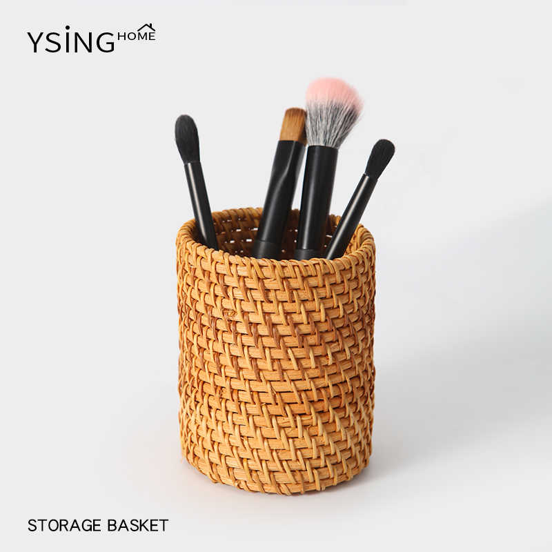 藤编化妆刷收纳筒桌面梳妆台手工编织高级感复古风防尘圆柱形笔桶