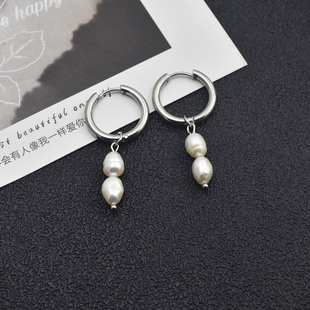 轻奢珍珠耳环女金属圆环吊坠高级感小众设计耳饰时尚无耳洞耳夹
