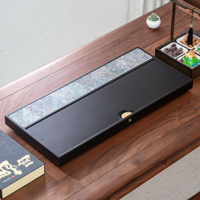 新款材质搭配设计，色差和谐。