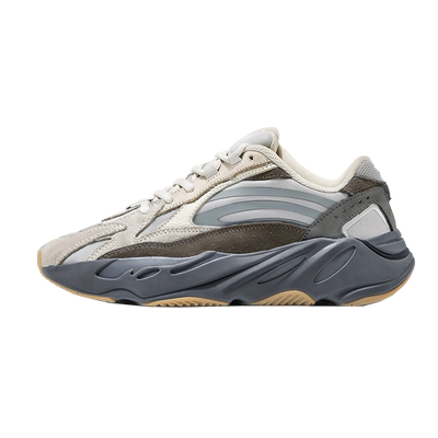 广椰子700v2男鞋女2025新款秋季透气老爹鞋莆田百搭运动鞋子男潮