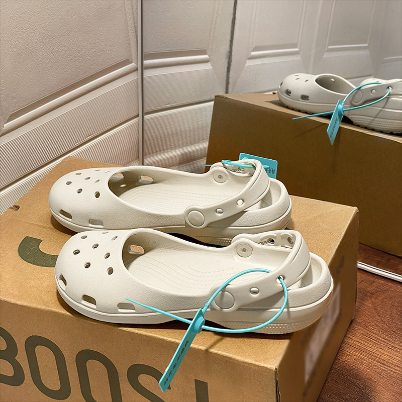 芭蕾洞洞鞋女夏季沙滩凉鞋防滑透气新款一脚蹬玛丽珍半拖鞋子护士