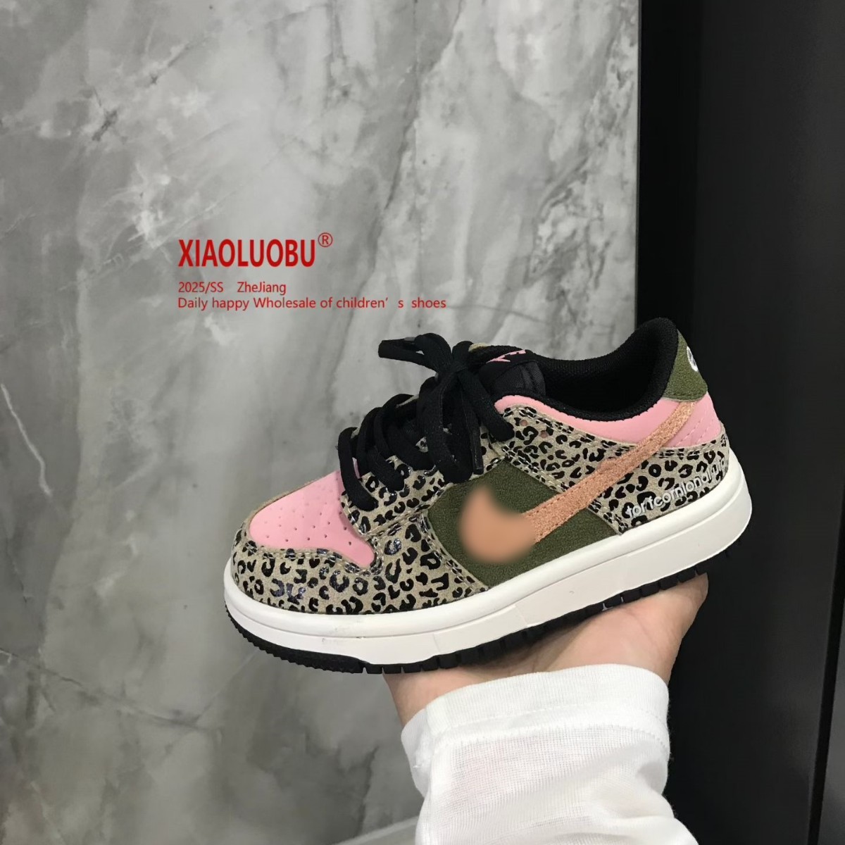 小红书爆款推荐女童真皮aj豹纹鞋