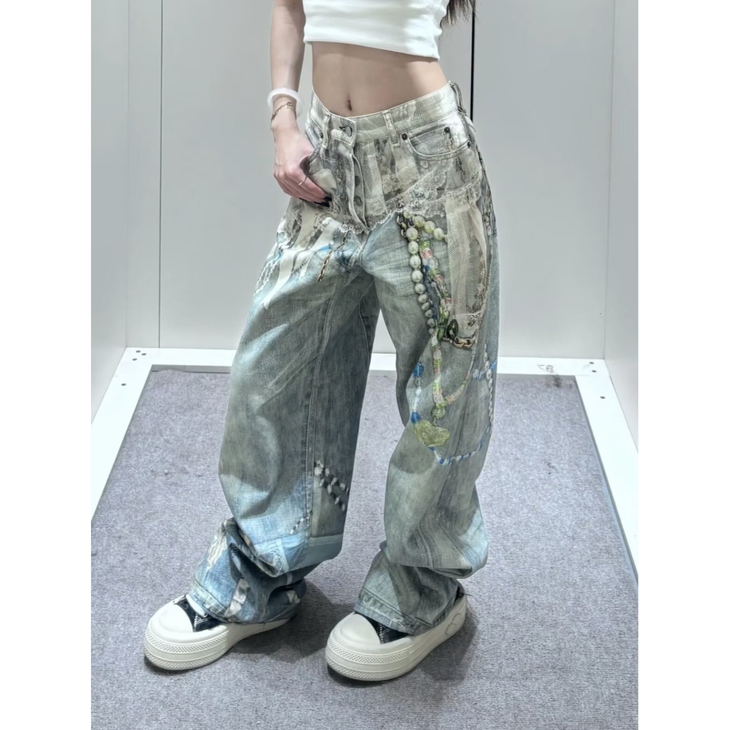 美式复古水洗链条印花牛仔裤