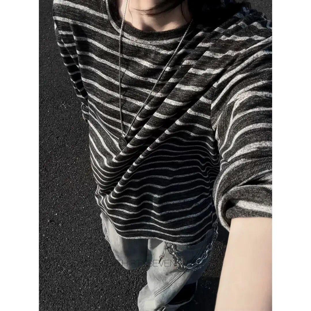 条纹宽松韩系慵懒显瘦百搭长袖男秋时尚气质圆领套头针织打底T恤