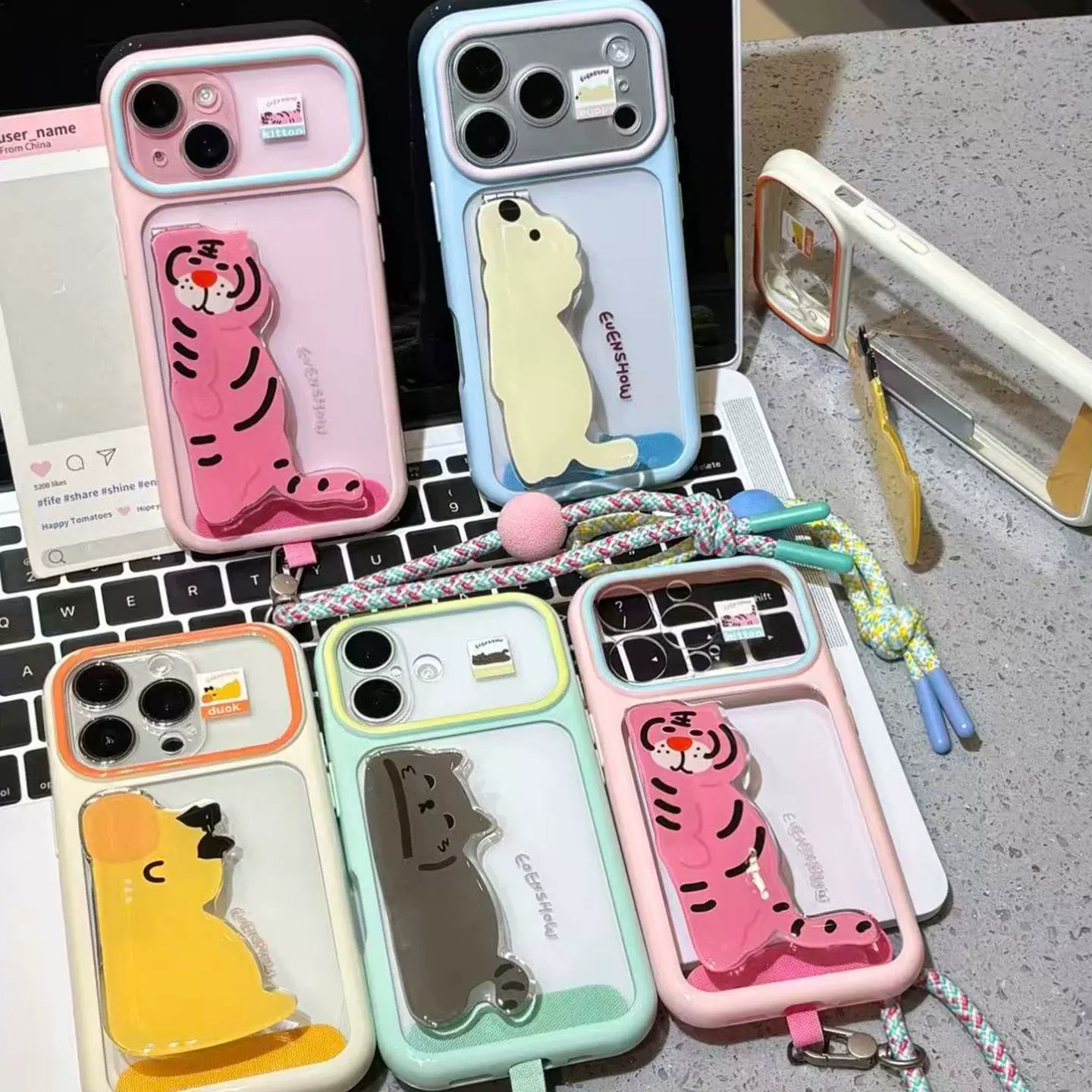 老虎小猫双支架适用苹果17手机壳