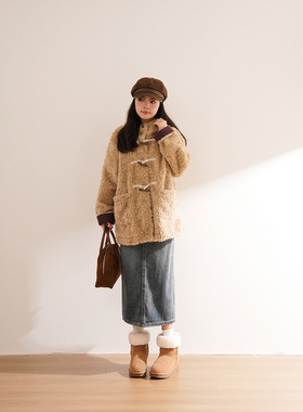 韩系圣诞复古格子羊羔拼接外套女冬季新款宽松连帽牛角扣毛毛外套
