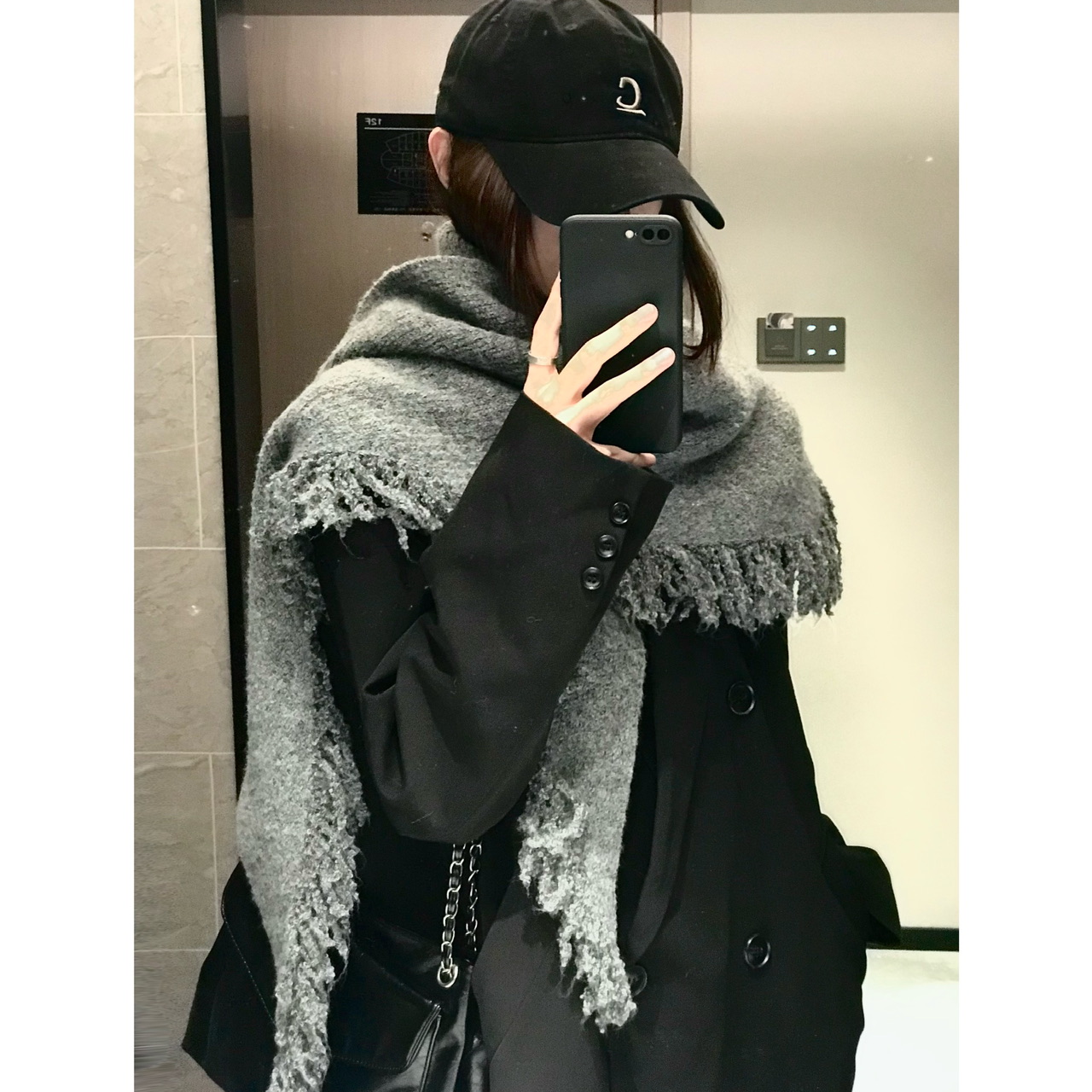 时髦精bi入！含羊毛废土风三角巾