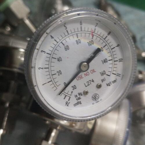 议价NKS压力表，型号L274，量程-30~160psi（-30
