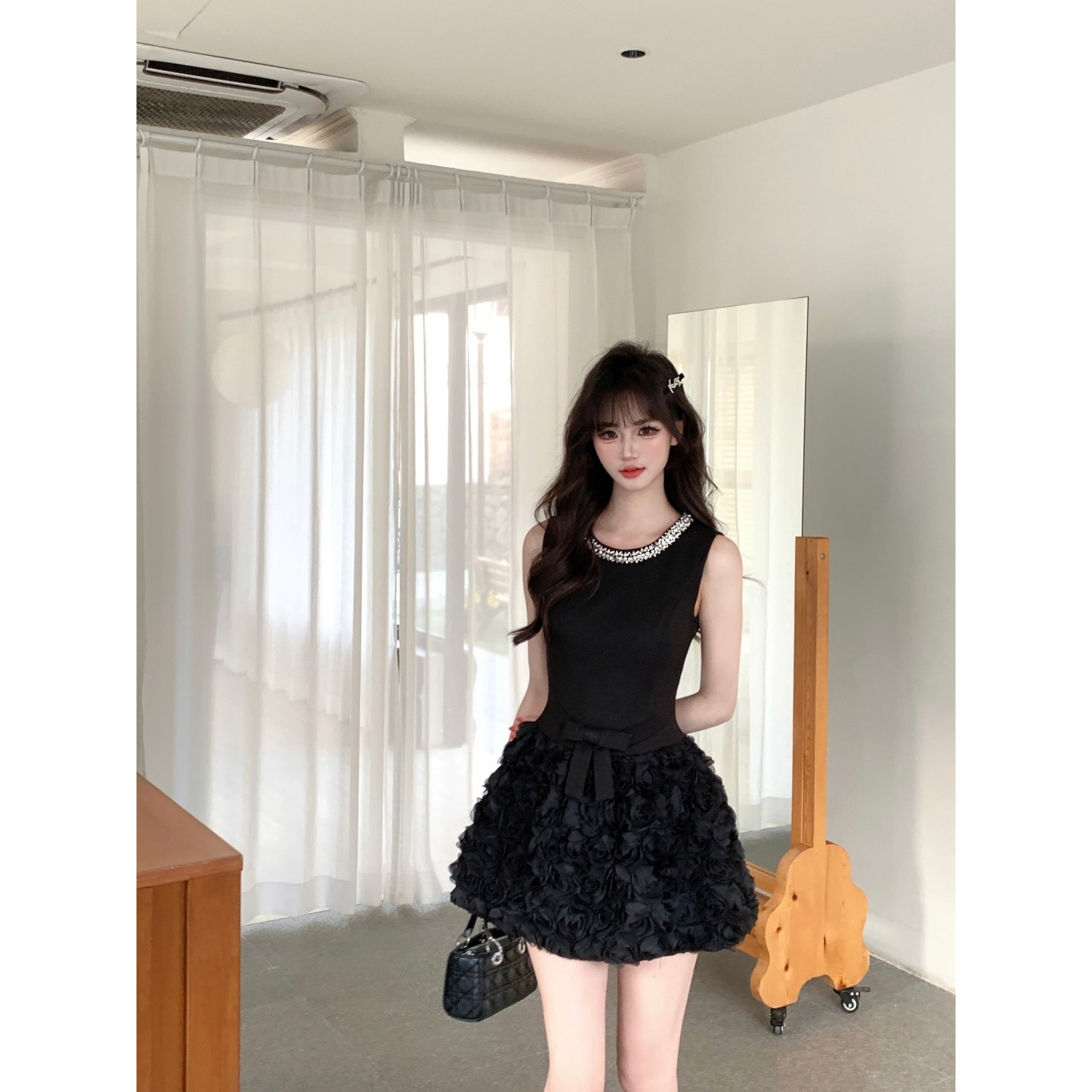 越韩小鱼 暗夜芭蕾 立体花瓣千金风镶钻背心裙气质名媛风小黑裙女,女装/女士精品,礼服/晚装,淘宝优惠券,粉丝福利购,淘宝优惠卷