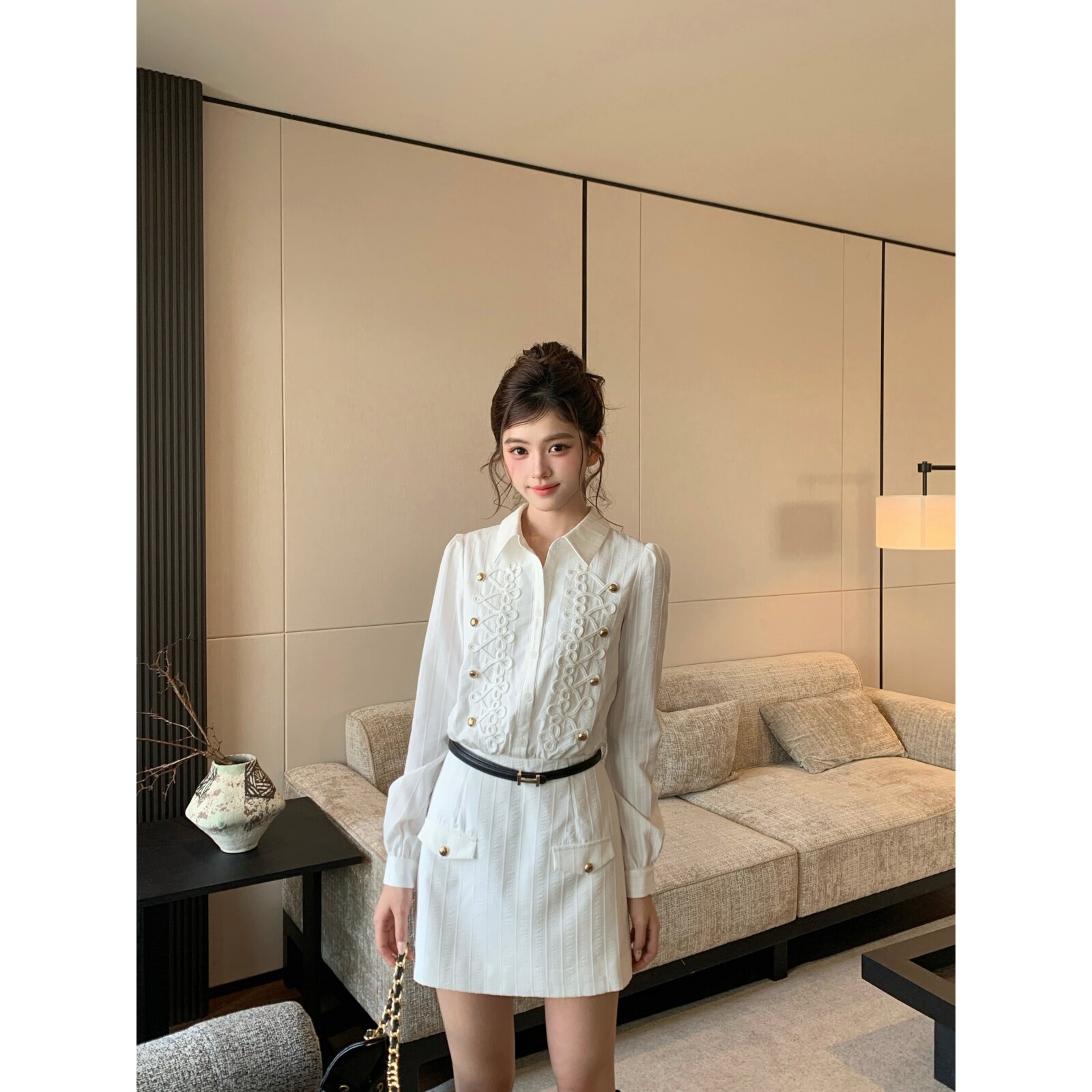 越韩小鱼Musefish 法式氛围 高级白色衬衣连衣裙女气质拿破仑短裙图片