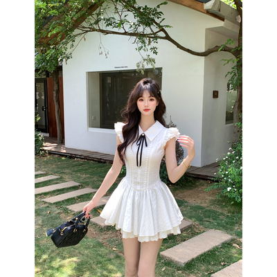 越韩小鱼 悸动青春 白色甜美少女翻领设计感连衣裙女小飞袖蓬蓬裙