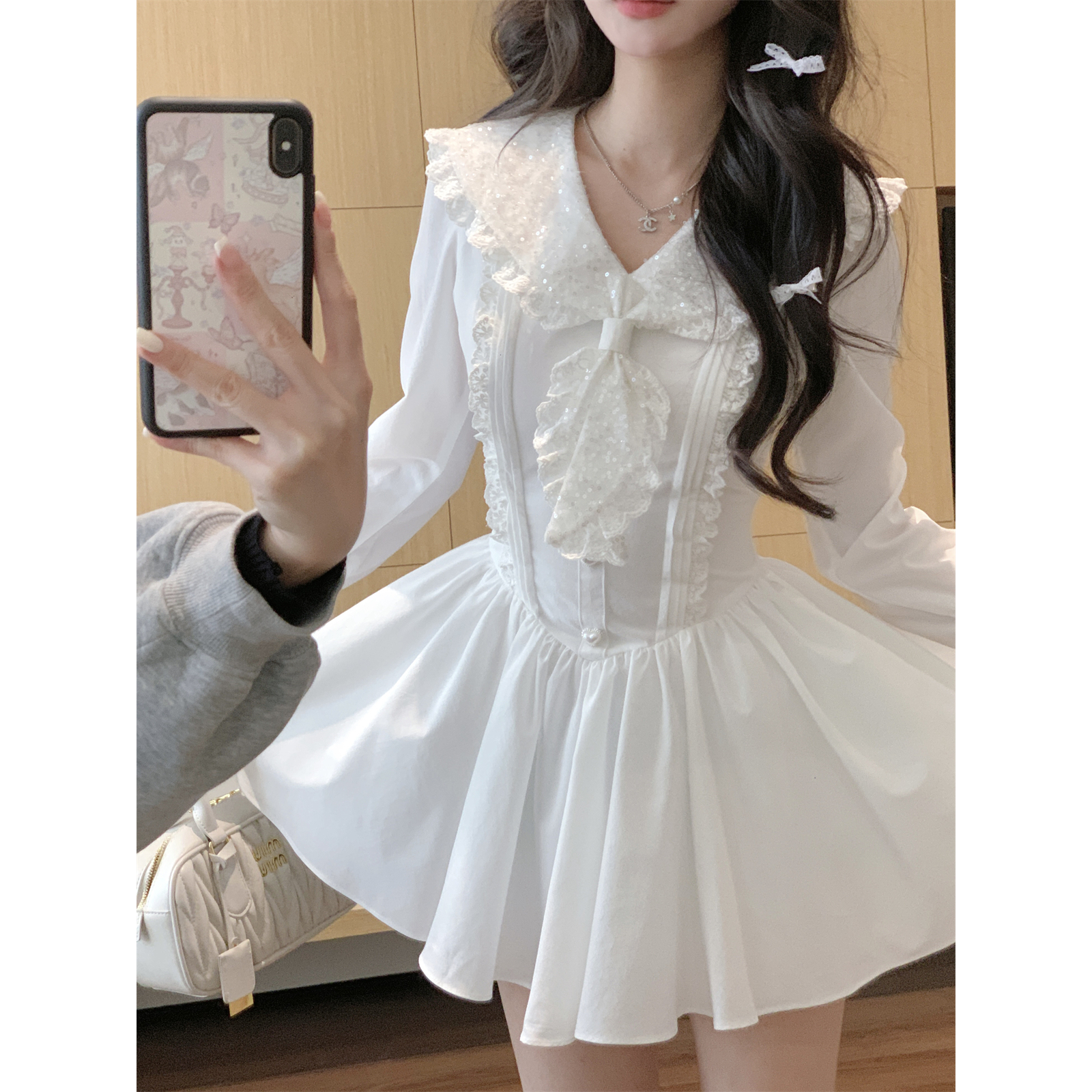 越韩小鱼 少女画报 法式甜美连衣裙亮片2025新款娃娃领白色公主裙