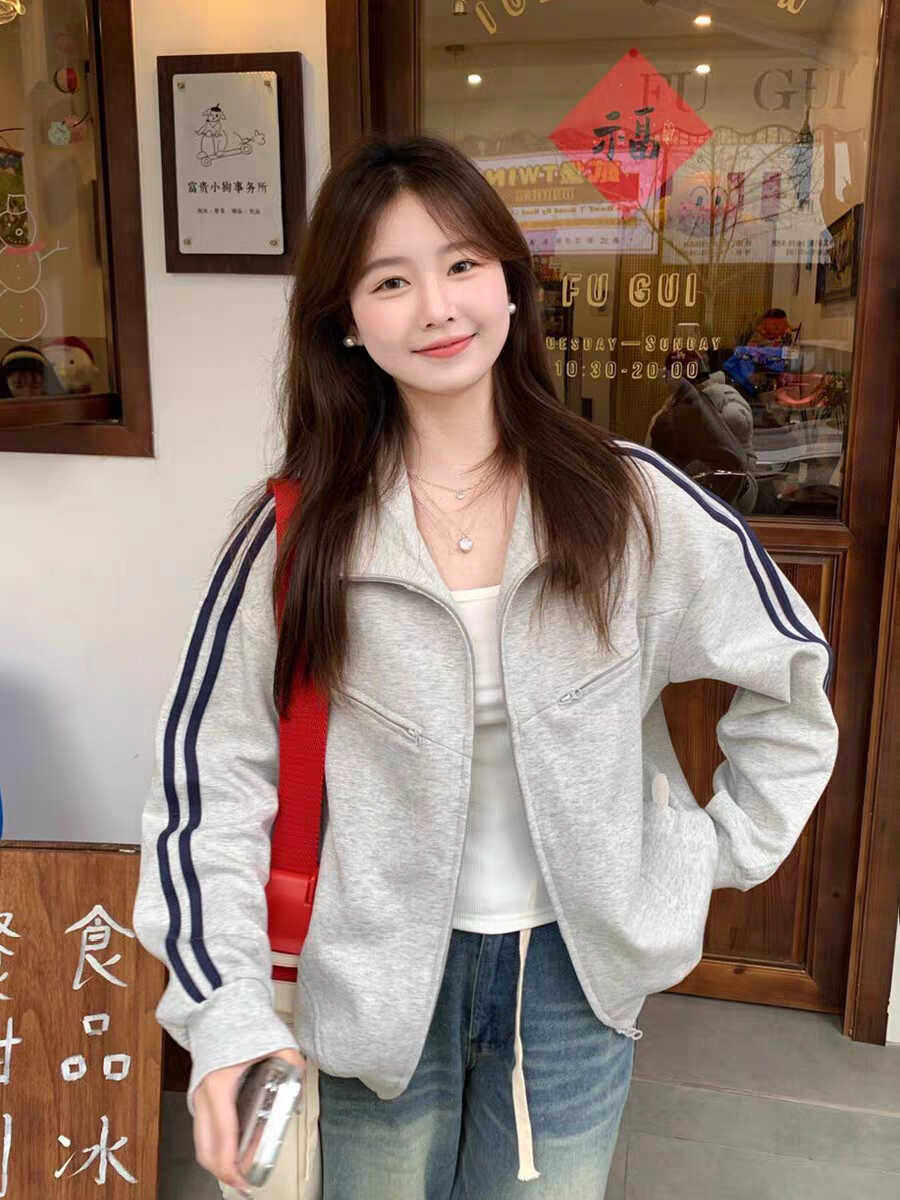 韩系灰色双杠拉链外套女春秋无帽小个子运动开衫高级感卫衣短夹克
