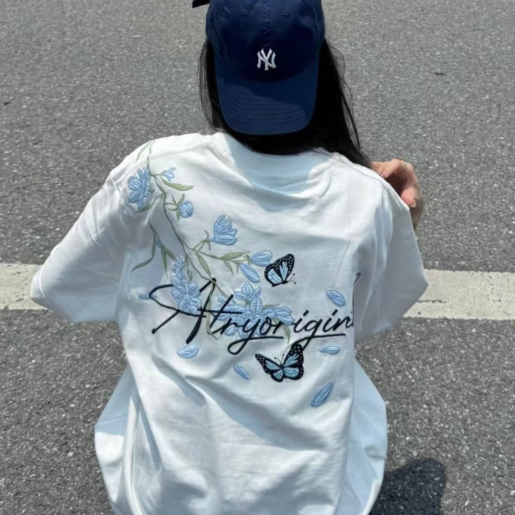 美式高级感清新刺绣兰花卉蝴蝶短袖t恤女夏爆款情侣正肩独特上衣
