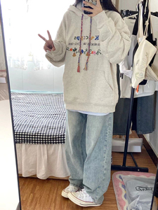 独特刺绣彩色抽绳别致连帽卫衣女秋冬2024新爆款外套灰色春季上衣