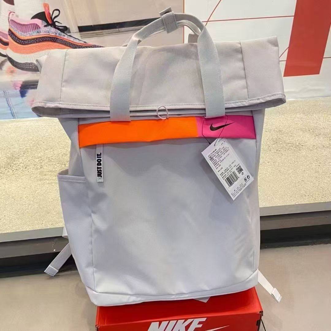 耐克Nike时尚休闲运动双肩背包