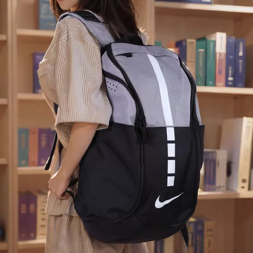 Nike大容量干湿分离双肩包书包