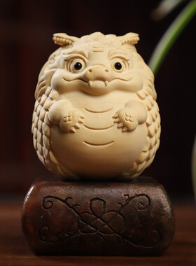 黄杨木雕龙宝宝手把件随身实木雕刻工艺生肖龙生日礼物桌面小摆件