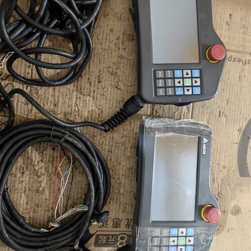 议价示教器，DOP-H07S42A,实物拍摄，功能正常，可维修
