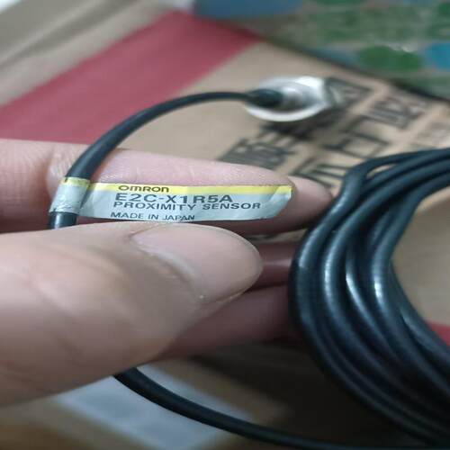 议价E2C-X1R5A有1只3米，价格280 正品未可维修