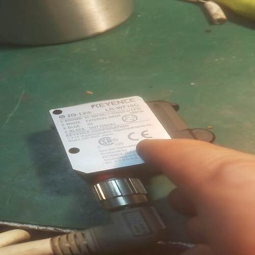 议价传感器一个，型号LR-WF10C，成色见图。可维修