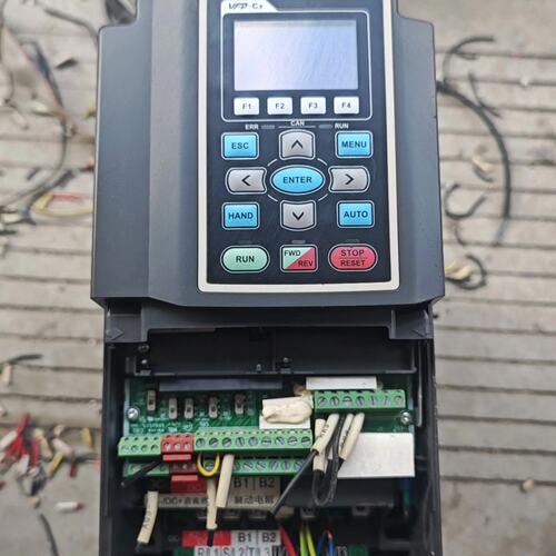 议价变频器VFD022CP43B-21，，实物如图，可维修