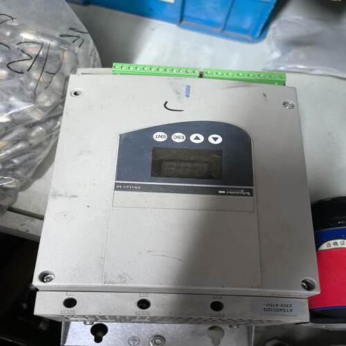 议价软启动ATS48D32Q 成色如图可维修