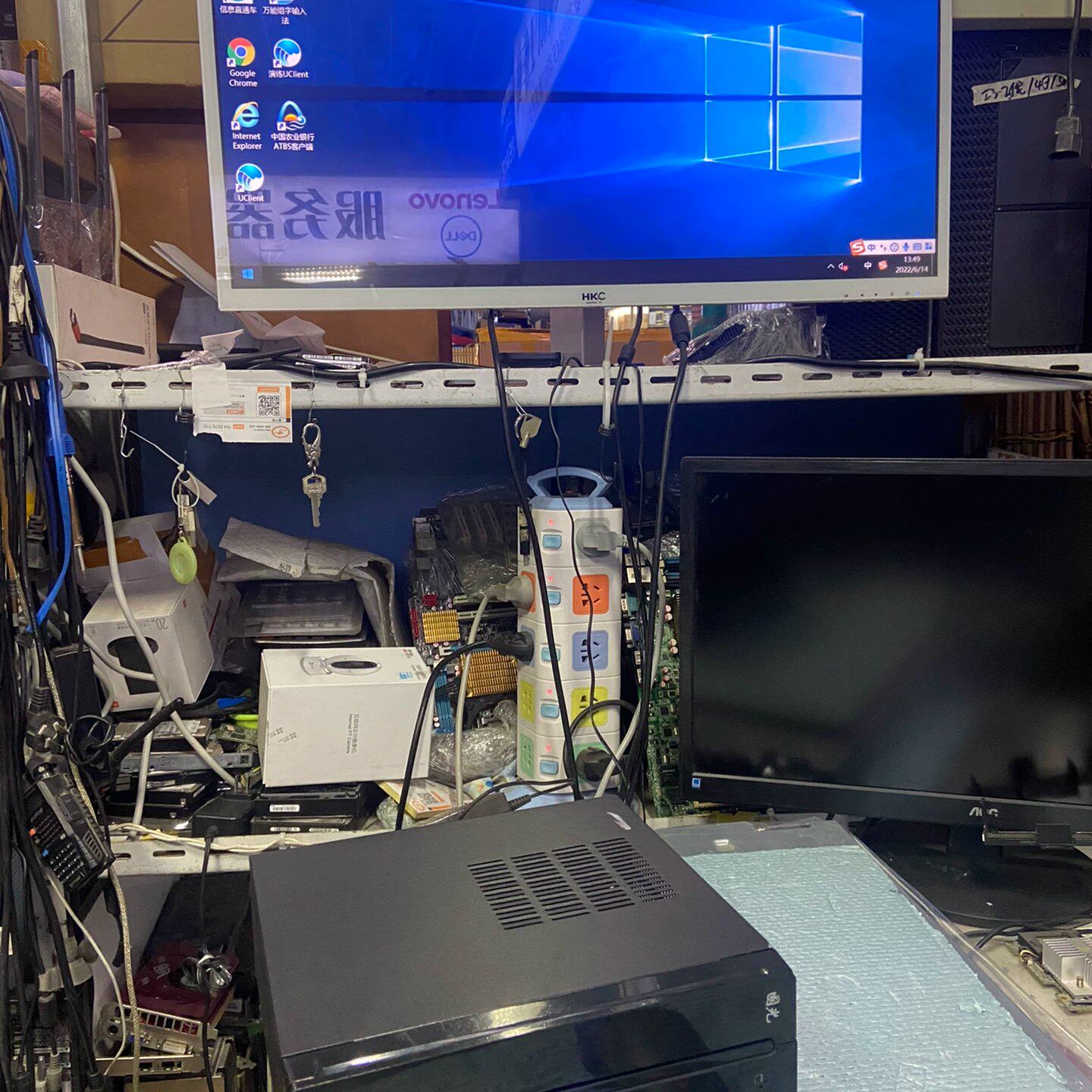 询价i5-7500四核，8G内存，固态128G成色喜人，静音，非可维修