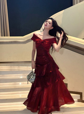 Good Job【露西亚庄园】法式红色一字肩轻奢气质连衣裙年会礼服裙