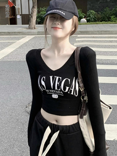 美国黑色V领修身长袖女式t恤2025新款高腰露脐内层衬衫初秋短上衣