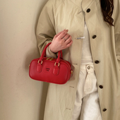 女式 高级感小众包包女2026新款 百搭休闲斜挎包超火爆款 手提枕头包