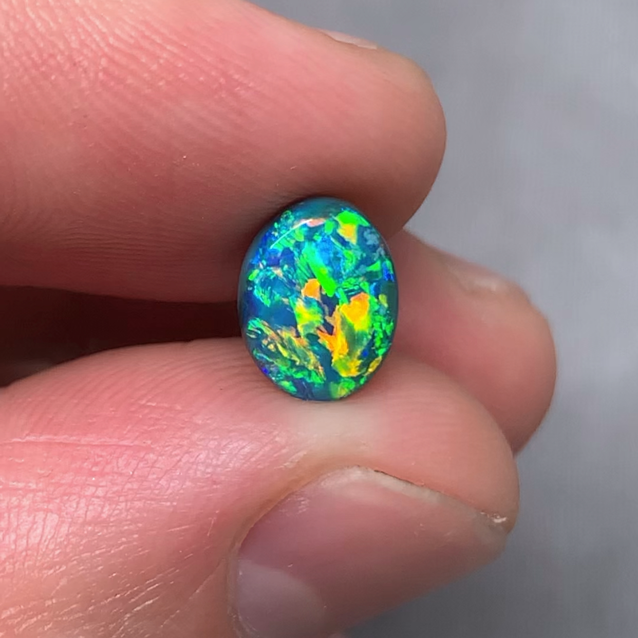 澳洲天然欧泊闪电岭宝石级黑欧泊戒指吊坠定制1.46ct 8.7*6.5*4mm