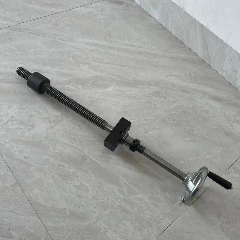 现货梯形丝杆45号钢丝杠铁圆螺母套装左牙左旋木工机械升降螺杆