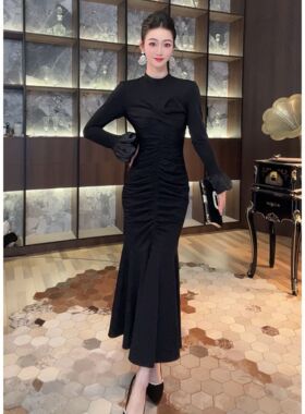 45035显瘦气质法式黑色开叉修身包臀显瘦气质长袖性感收腰连衣裙