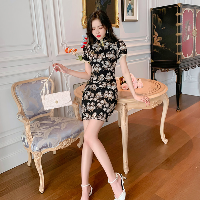 旗袍国潮2026年新款复古小个子蕾丝边年轻款旗袍改良版短款连衣裙