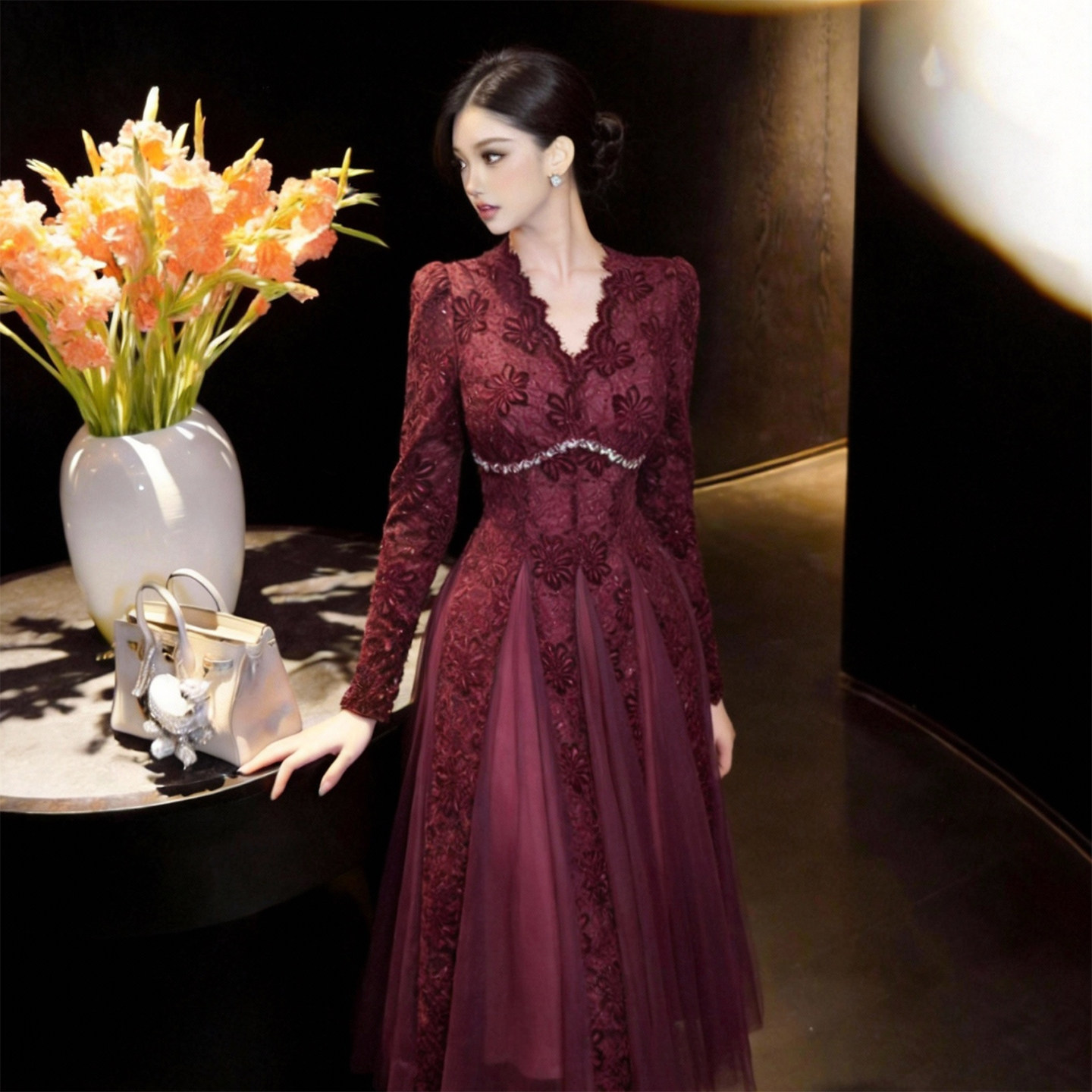 红色连衣裙女春季礼服v领蕾丝收腰长袖a字裙长裙重要场合漂亮裙子