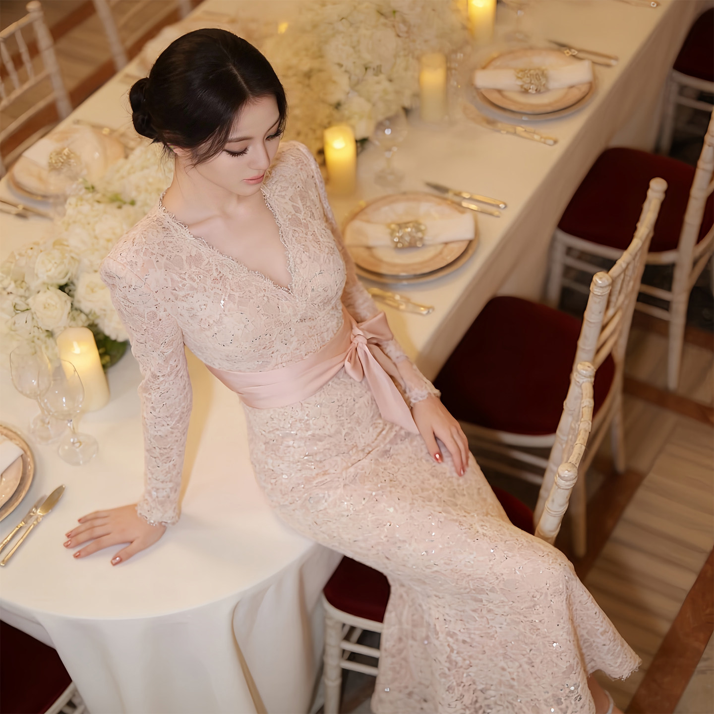 v领蕾丝连衣裙冬季内搭打底修身显瘦粉色长袖长款鱼尾裙年会礼服