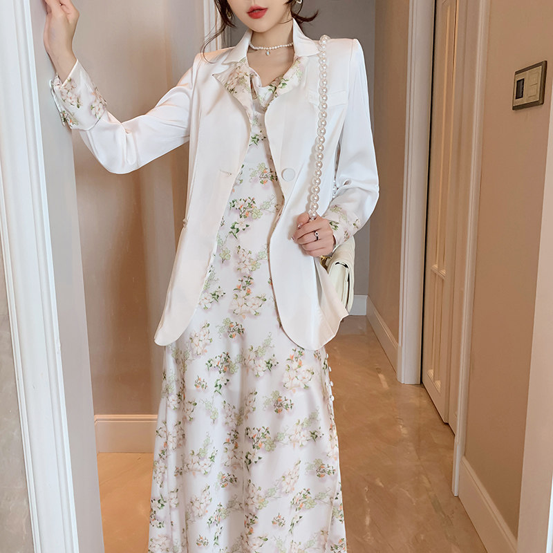 碎花吊带连衣裙小西装两件套女夏新款减龄茶歇裙气质女神范套装裙