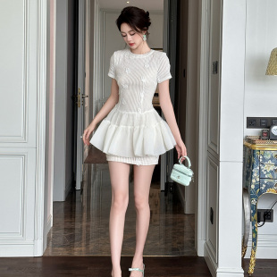 2026新款今年流行爆款a字蓬蓬裙夏季女装小个子法式气质收腰短裙