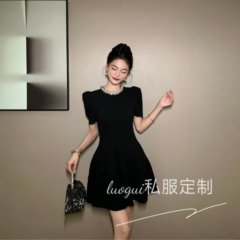 法式气质小黑裙2026夏季新款轻奢名媛高级感小个子短裙收腰礼服裙