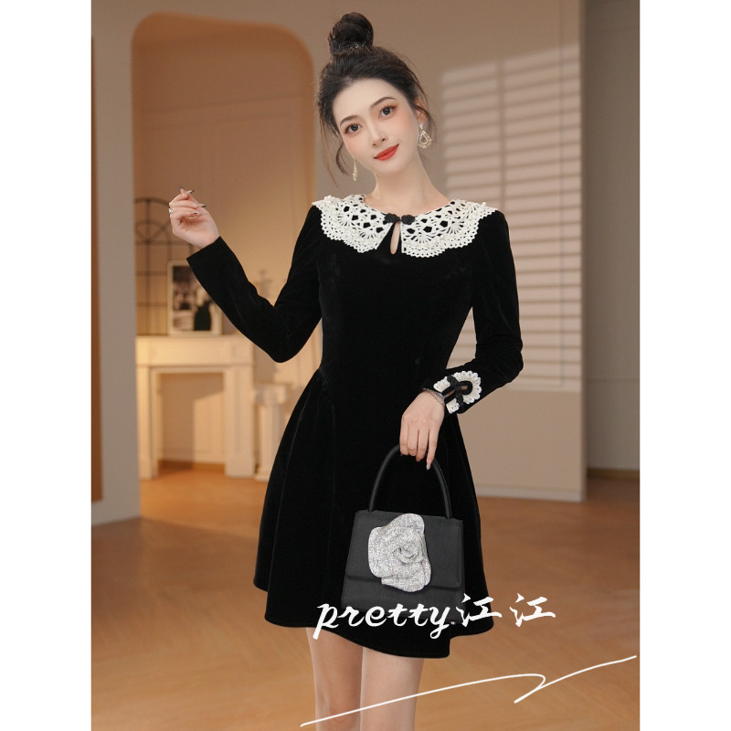 春季巨好看的连衣裙女轻奢气质收腰显瘦A字短裙子小黑裙2026新款