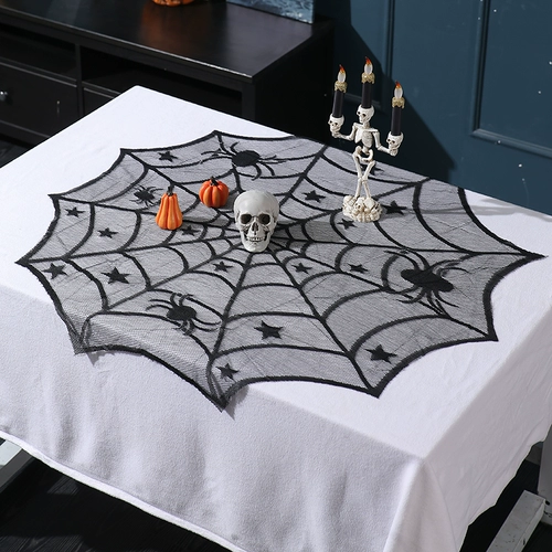 Украшение таблицы Хэллоуина.