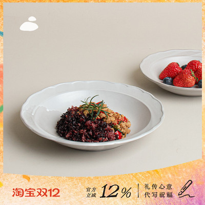 细腻质感复古花边餐具