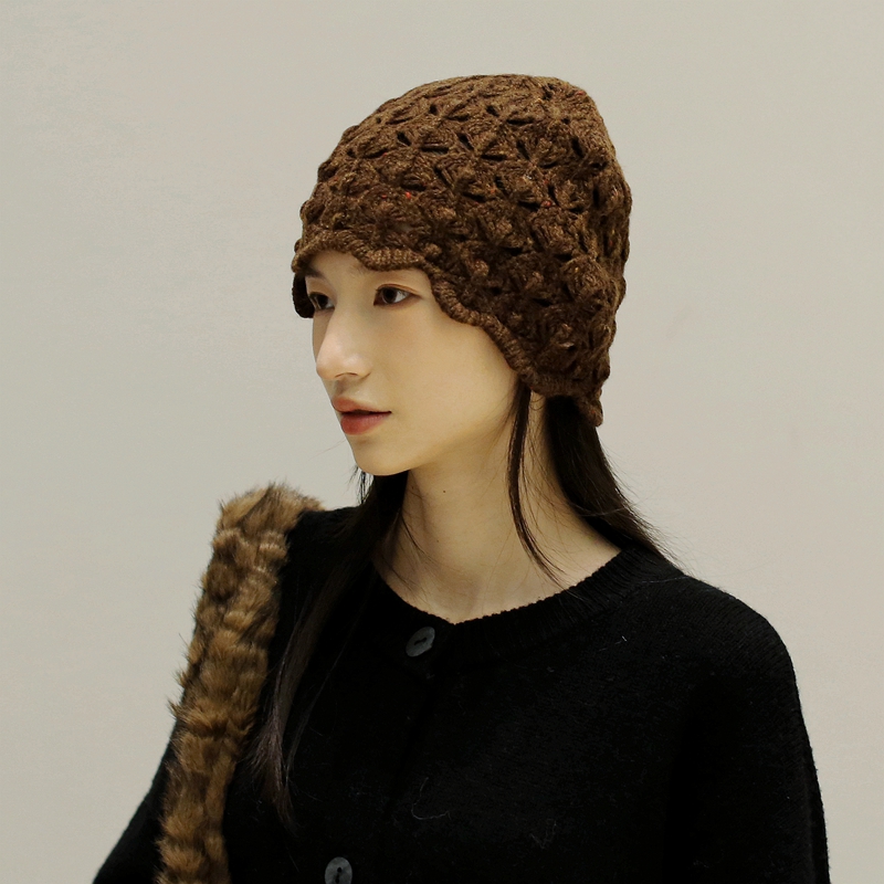 文艺复古夹色镂空羊毛毛线帽