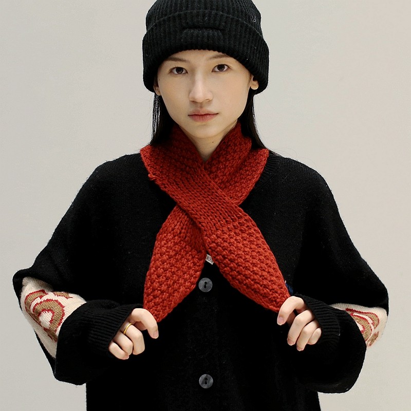 韩系鱼尾针织小围巾穿孔粗针毛线围脖秋冬保暖护颈小巧短款红色女,服饰配件/皮带/帽子/围巾,围巾/丝巾/披肩,淘宝优惠券,粉丝福利购,淘宝优惠卷