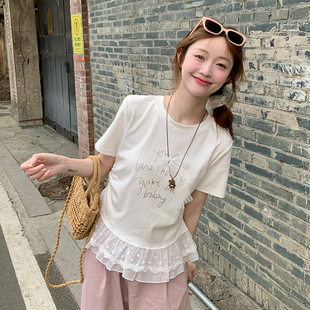甜美蕾丝下摆拼接白色短袖 小众设计感正肩上衣 t恤女2025新款 夏季